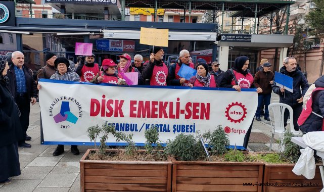 Dev Emekli Sen’den Hürriyet Mahallesi’nde Basın Açıklaması: “Geçinemiyoruz”