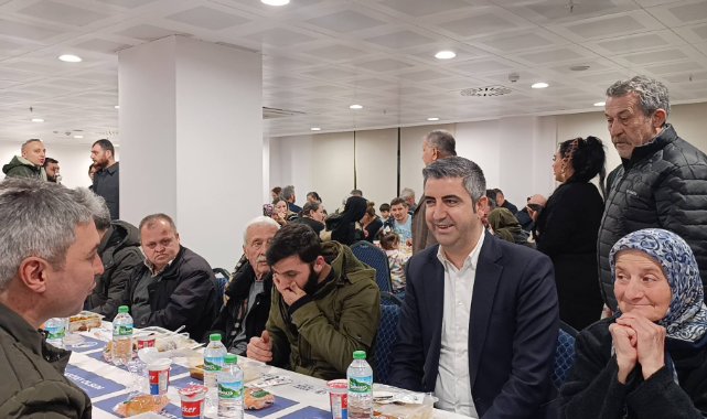 BAŞKAN GÖKHAN YÜKSEL, YALI YUNUS TOPSELVİ KÜLTÜR MERKEZİ'NDE KOMŞULARIYLA İFTARDA BULUŞTU