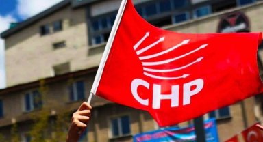 CHP’de ‘Arınma’ Çıkışı Krizi: 30 Eski İlçe Başkanı Partiden İhraç Edildi