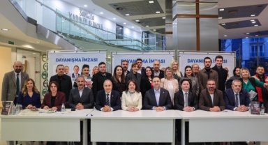 Maltepe Belediye Başkanı Esin Köymen Dayanışma İmzası Etkinliğine Katıldı