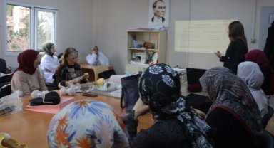 Maltepe'de ‘Madde Bağımlılığıyla Mücadelede Aile Desteği’ seminerleri başladı