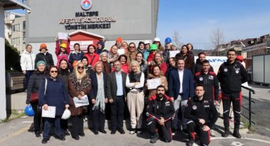 Maltepeli kadınlar afetlere müdahaleyi uygulamalı öğrendi