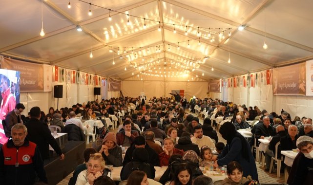 Maltepeliler iftarda aynı sofrada buluşmaya devam ediyor