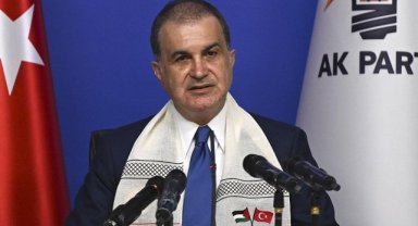 Ömer Çelik'ten Özgür Özel'e: Zihniyeti enkaz altında kalmış