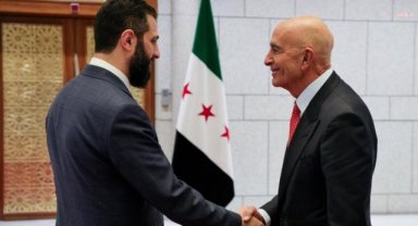 Suriye Dışişleri Bakanı Esad Şeybani ile Tom Barrack Riyad'da görüştü