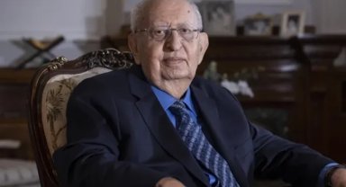 Eski TBMM Başkanı Hüsamettin Cindoruk hayatını kaybetti