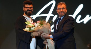 Fazıl Aydın Bu Kez Pendik Millet Bahçesinde Konser Verdi