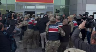 Gülistan Doku davasında gözaltı dalgası! Aile adliyeye koştu, anne fenalaştı! 'Hepiniz katilsiniz'