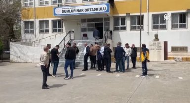 Şanlıurfa'da okula bıçaklı saldırı girişimi!