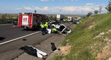 Şanlıurfa'da zincirleme kaza: 3 ölü, 5 yaralı