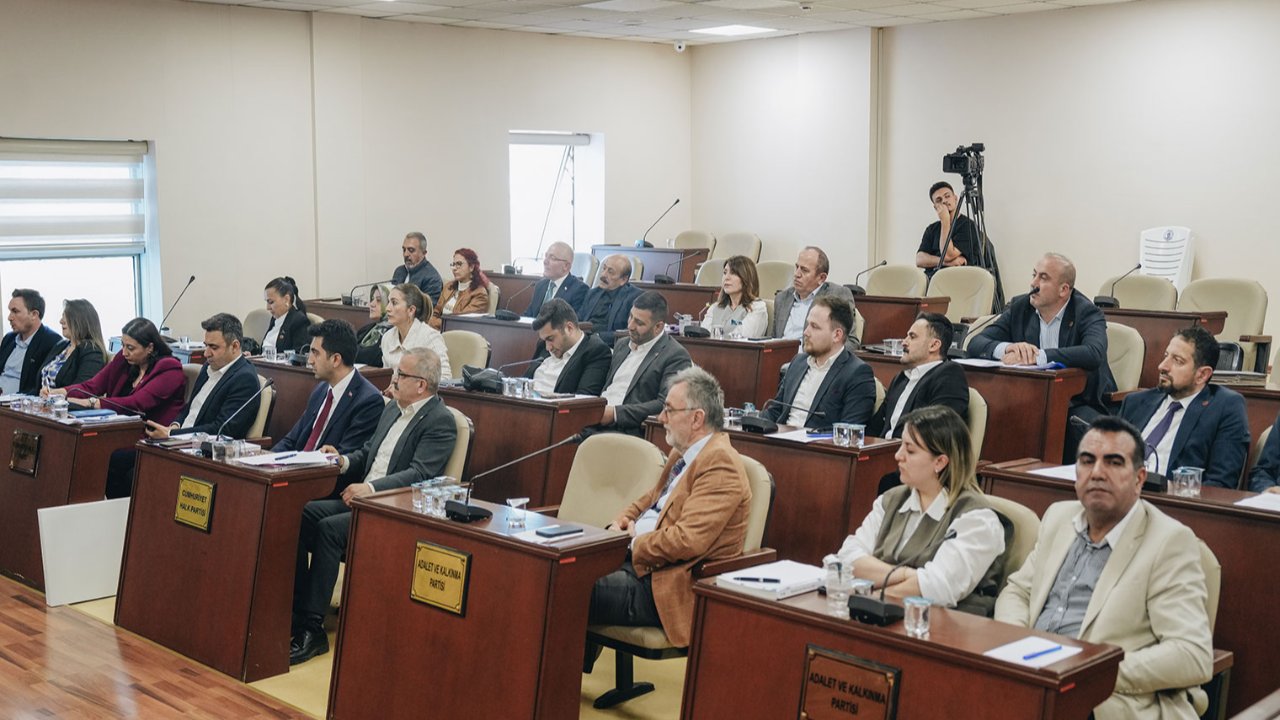 Tuzla Belediyesi 2025 yılı faaliyet raporu oy çokluğuyla kabul edildi