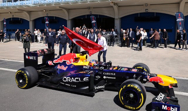 Hasret Bitiyor Formula 1 Türkiye'ye Geliyor