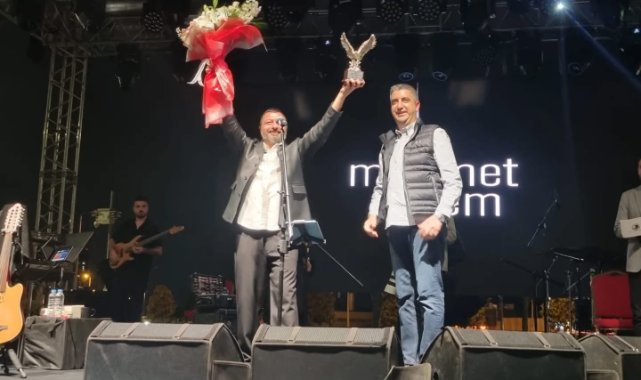 KARTAL MEYDANI’NDA MEHMET ERDEM COŞKUSU