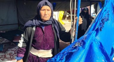 Uyku tutmadı, 13 kişinin hayatını kurtardı