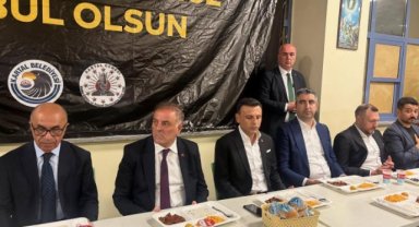 Nuri Aslan Kartal Cemevi’nde Muharrem Lokmasını Vatandaşlarla Paylaştı