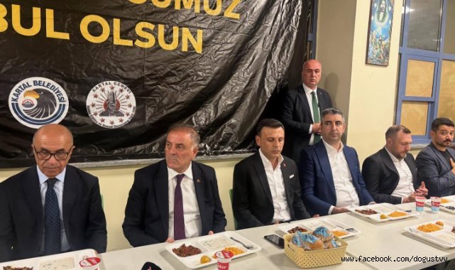 Nuri Aslan Kartal Cemevi’nde Muharrem Lokmasını Vatandaşlarla Paylaştı