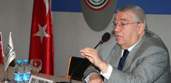 4 milyon 250 bin lirayı dolandırıcılara elden teslim etmiş