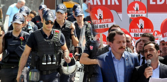565 sivil toplum örgütü PKK ya silah bırak çağrısı yaptı