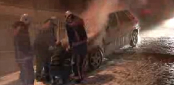 5 araç kundaklandı