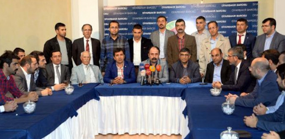 15 barodan Tahir Elçi ye destek