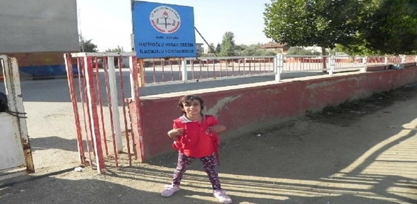 7 yaşındaki Eda ameliyat için yardım bekliyor