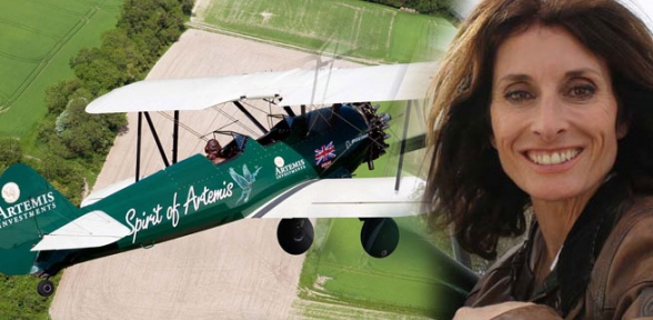 1942 model uçakla dünya turuna çıktı