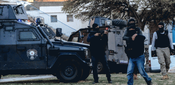 9 Asker Ve Polis Yaralı 