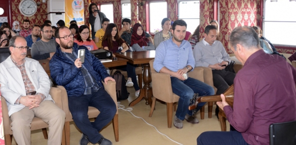  Gençlik Gemisinde Udi Terapi Dinletisi Düzenlendi