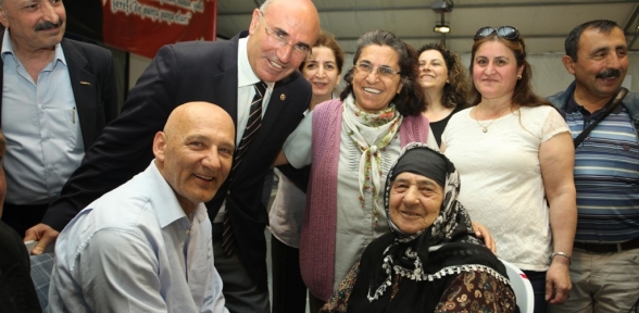 Başkan Altınok Öz DİSK Emekli-Sen kahvaltısına katıldı