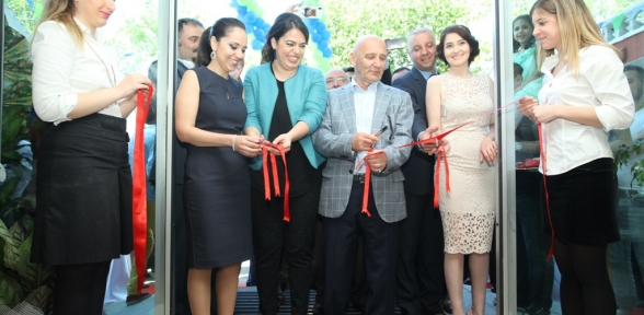 Başkan Altınok Öz Radıxdent Ağız ve Diş Sağlığı Merkezi'nin açılışını yaptı