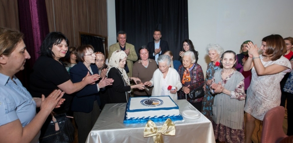ANADOLU HUZUR EVİ CUMHURİYET'İN ANNELERİ ETKİNLİĞİ DUYGULANDIRDI
