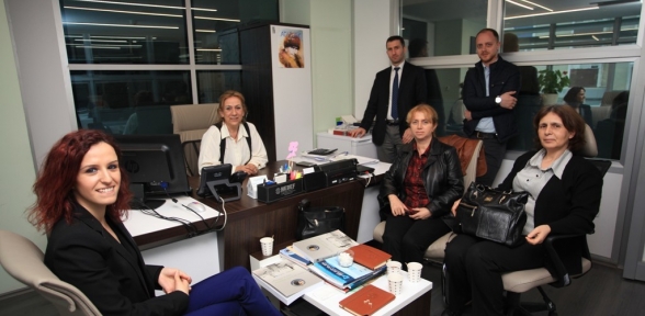 GÖLCÜK BELEDİYESİ'NDEN DEPREM DÖNÜŞÜM MÜDÜRLÜĞÜ'NE ZİYARET