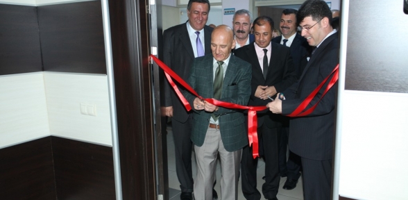 KARTAL BELEDİYESİ'NDEN KUTLU AKTAŞ İLKÖĞRETİM OKULU'NA KONFERANS SALONU