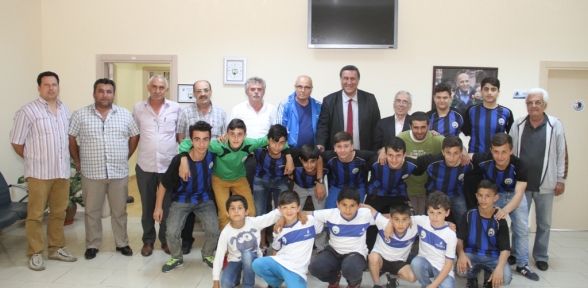 BİLGİ KÜLTÜR SANAT SPOR İLE BULUŞAN GENÇ BAŞARIYA ERER