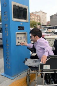BEDENSEL ENGELLİLER İÇİN “AKÜLÜ ARAÇ ŞARJ DOLUM İSTASYONU” AÇILIYOR