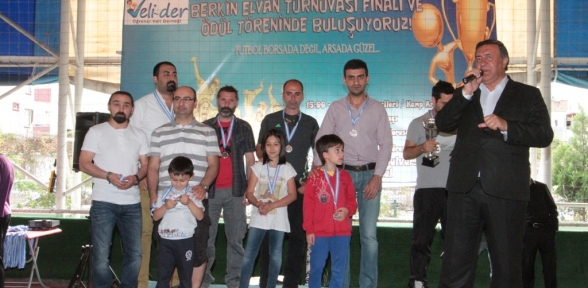 2.BERKİN ELVAN FUTBOL TURNUVASI ÖDÜL TÖRENİ KARTAL'DA YAPILDI