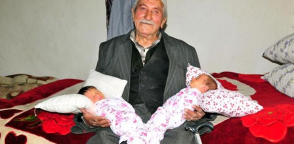 85 yaşında ikiz çocuk sahibi oldu