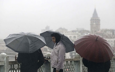  İstanbulda kuvvetli gök gürültülü sağanak uyarısı