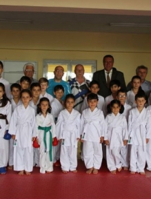 KARTAL YILDIZLAR SPOR FARKLI BRANŞLARDA DA BAŞARI ARIYOR