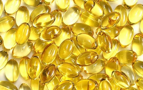  Omega 3 göz kuruluğunun etkilerini azaltıyor