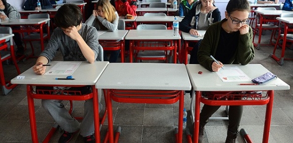 Özel okulların kayıt takvimi iptal edildi