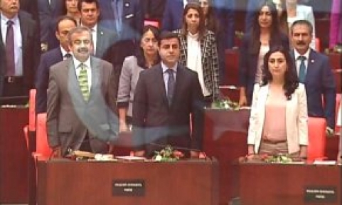 Demirtaş'tan İstiklal Marşı Açıklaması: Kahraman Irk Kim?
