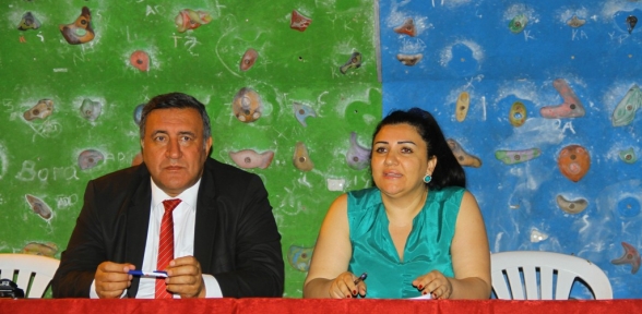 Kartallı işletme sahipleri ile bir araya geldi