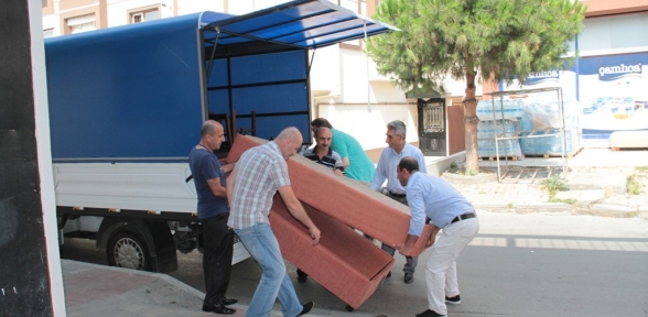Kartal Belediyesi Gönül Çarşısı,ihtiyaç sahiplerine hizmet vermeye devam ediyor