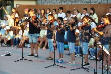 Ayvalıklı çocuklar Kadıköy'de konser verecek