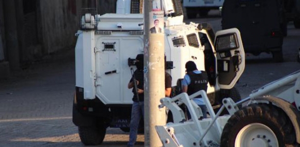 Polis Hendekleri Kapattı