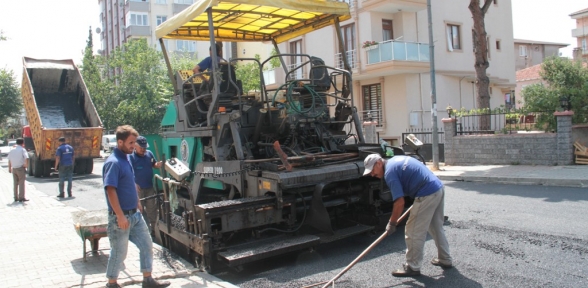 SELANİK CADDESİ YENİLENİYOR