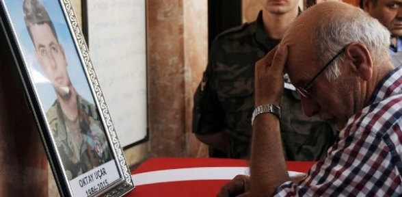 Şehit cenazesinde gözyaşı sel oldu