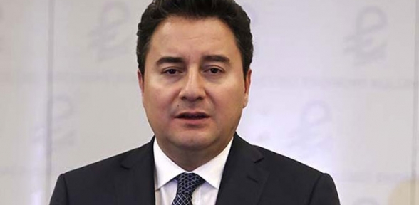 Ali Babacan rekor kırdı!