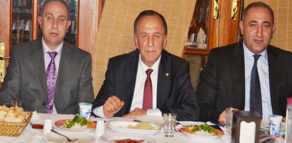 Karaismailoğlu ndan büyük jest